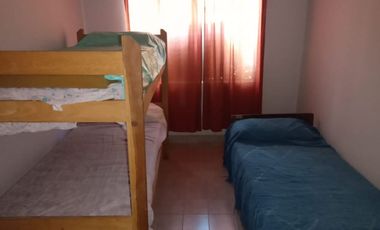 BARRIO TANGO CASITA SOBRE 3 LOTES