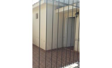 Venta Casa en  V. del  Pino Oportunidad