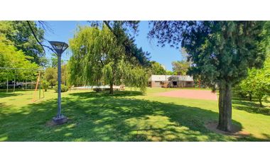 Casa quinta imponente en Funes