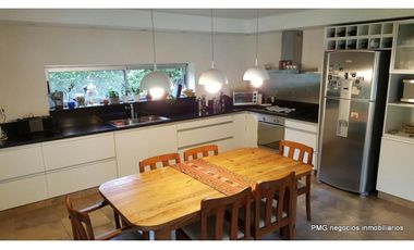 Funes Hills San Marino