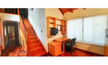 Casa quinta en Roldán, barrio Los Olmos.