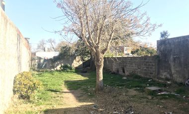 Venta de casa de 2 dormitorios en Bermudez.