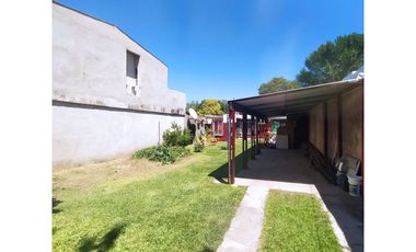 VENTA CASA 2 DORMITORIOS GRANADERO BAIGORRIA. 2 CUADRAS AVENIDA. U$S72000. TERRENO 9 X 31,50