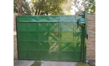 VENTA CASA 2 DORMITORIOS GRANADERO BAIGORRIA. 2 CUADRAS AVENIDA. U$S72000. TERRENO 9 X 31,50