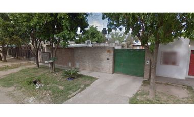 VENTA CASA 2 DORMITORIOS GRANADERO BAIGORRIA. 2 CUADRAS AVENIDA. U$S72000. TERRENO 9 X 31,50