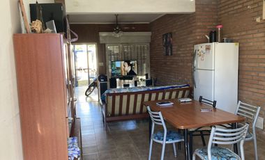 Propiedad 2 dormitorios , funcional , desarrollada en una planta