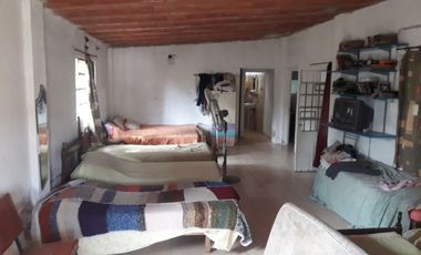 VENTA Casa con Pileta en hermoso terreno en OLIVEROS