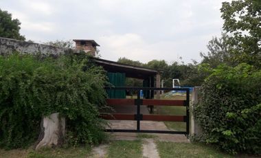 VENTA Casa con Pileta en hermoso terreno en OLIVEROS