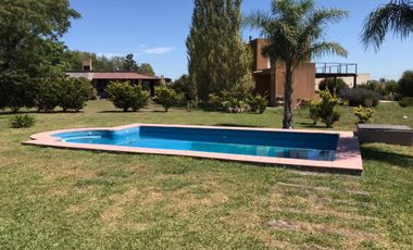 VENTA CASA 2 DORMITORIOS SOLARES DEL CARCARAÑA OLIVEROS