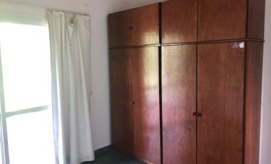 CASA EN VENTA COUNTRY LOS ALAMOS LOTE ESQUINA 1000 m2. 4 Dormitorios. Excelente!