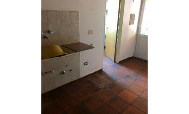 CASA EN VENTA COUNTRY LOS ALAMOS LOTE ESQUINA 1000 m2. 4 Dormitorios. Excelente!