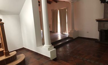 CASA EN VENTA COUNTRY LOS ALAMOS LOTE ESQUINA 1000 m2. 4 Dormitorios. Excelente!