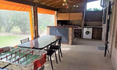 Venta - Casa de Tres Dorm. en Funes (Garita 16)