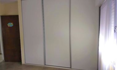 Venta - Casa de Tres Dorm. en Funes (Garita 16)