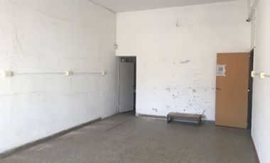 Importante  Inmueble comercial sobre la Ruta Nacional N° 33