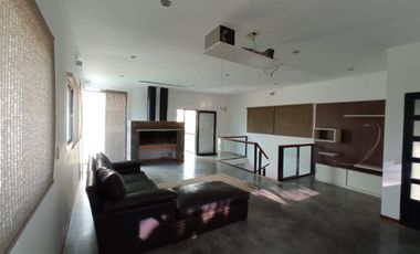 Country MIRAFLORES Funes Hills