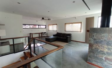 Country MIRAFLORES Funes Hills