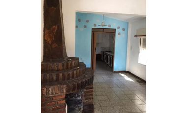 Calle SALTA  Nº 445 - OLIVEROS RETASADA!!!