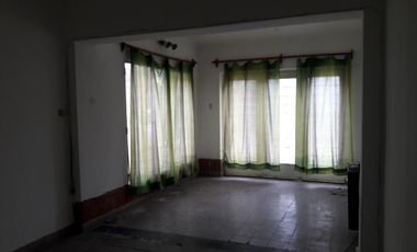 VENTA Casa 2 Dormitorios gran Patio Verde en Granadero Baigorria (Excelente ubicación)