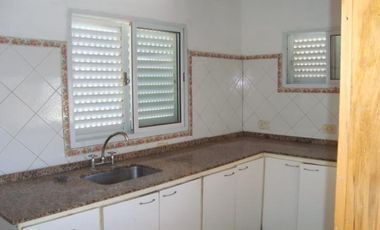 Av. San Martín  50 bis    Puerto Gral. San Martín