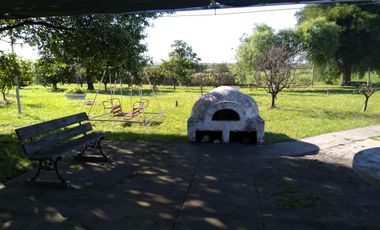 Casa de Campo y 2 Has - Ideal Fin de Semana - Emprendimientos- en Victoria Entre Ríos