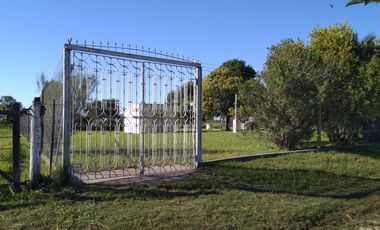 Casa de Campo y 2 Has - Ideal Fin de Semana - Emprendimientos- en Victoria Entre Ríos