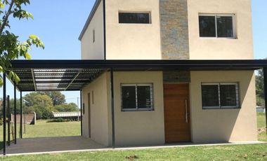 CASA 3 DORMITORIOS GRANADERO BAIGORRIA