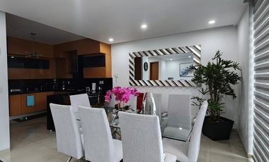 Exclusividad y Lujo Familiar en La Rioja: Casa con Club Deportivo Privado y Alta Plusvalía al Sur de Guadalajara.