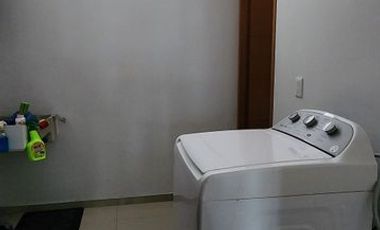 Exclusividad y Lujo Familiar en La Rioja: Casa con Club Deportivo Privado y Alta Plusvalía al Sur de Guadalajara.