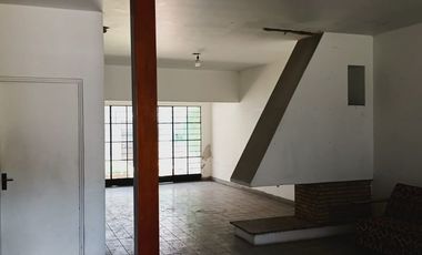 Casa excelente para oficinas corporativas y/o consultorios