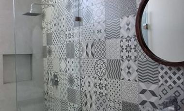 Hermosa y moderna casa a 3 minutos de galerias sta anita