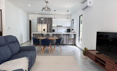 Casa en venta de 3 habitaciones en Akumal a pocos metros de la playa | Alberca y zona grill