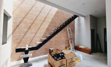 Rumah Mewah LuxBaru Gress Plus Kolam Renang di Perum Sumber Solo Kota