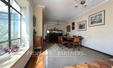 Concepción casa estilo francés para remodelar en Parque Ecuador