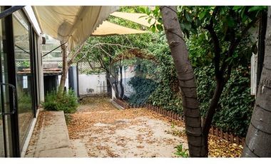 ¡Local comercial premium en Las Condes!