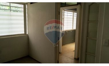 ¡Local comercial premium en Las Condes!