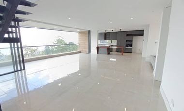 ARRIENDO de CASA RESIDENCIAL en ENVIGADO