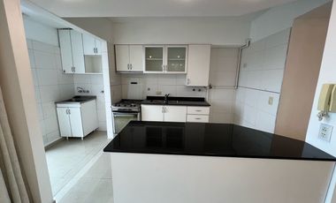 APTO CRÉDITO PELLEGRINI 1500 CON COCHERA