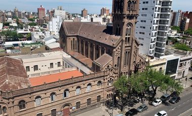 APTO CRÉDITO PELLEGRINI 1500 CON COCHERA