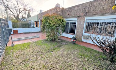 VENTA CASA 3 DORMITORIOS LOMAS DE ALBERDI