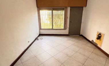 VENTA CASA 3 DORMITORIOS LOMAS DE ALBERDI