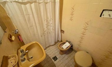 Casa a reciclar Suipacha 511 - Oportunidad!