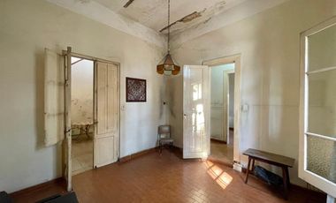 Casa a reciclar Suipacha 511 - Oportunidad!