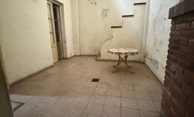 Casa a reciclar Suipacha 511 - Oportunidad!