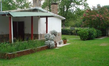 Casa a reciclar con amplio terreno en Andino