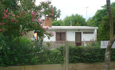 Casa a reciclar con amplio terreno en Andino