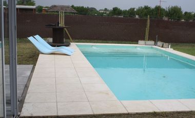 Se vende quincho con piscina en barrio Ribera de Andino. Tu oportunidad de inversión cerca del rio y de reserva natural