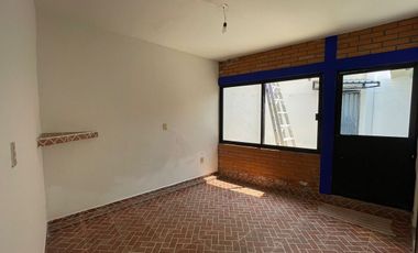 CASA EN RENTA UBICADA EN PRIVADA LOS TUCANES