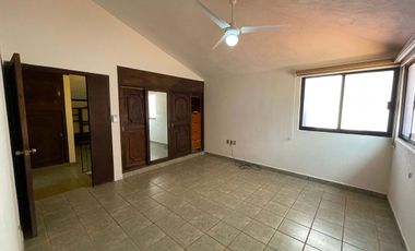 CASA EN RENTA UBICADA EN PRIVADA LOS TUCANES