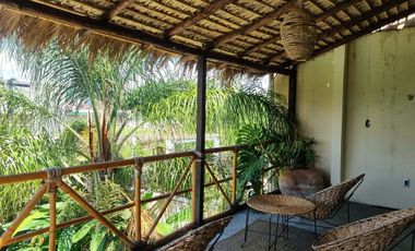 Casa en venta con alberca a y un diseño tropical en Yautepec,  Morelos